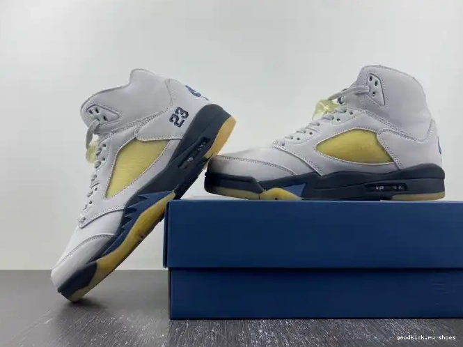 x FZ5758-004 Air Jordan WMNS 5 Ma Maniere A 0503